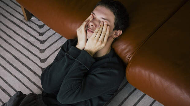 Доцент Олсуфьева: мигрень возникает на фоне стресса или неправильного питания