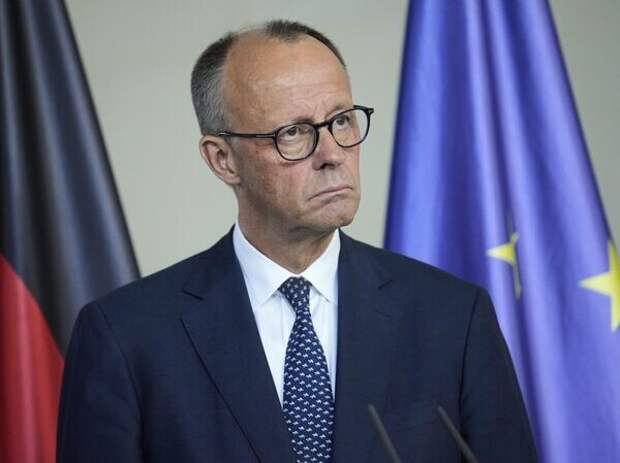 Мерц бьется как рыба об лед: неразрешенные кризисы вот-вот утащат Германию на самое дно