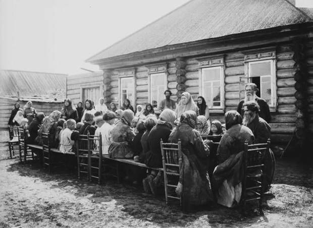Народная столовая общественного питания. село Большой Муром, Нижегородская губерния, Княгининский уезд, 1891-1892 год. Народная столовая общественного питания. село Большой Муром, Нижегородская губерния, Княгининский уезд, 1891-1892 год.