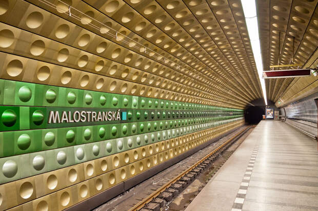 Samye-krasivye-stantsii-metro 43