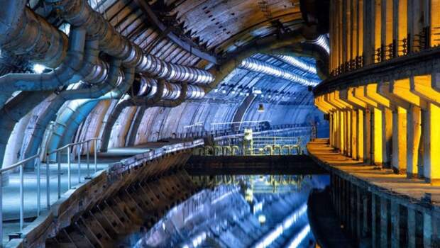 Пора возвращать стройбаты и уходить под землю – Сладков