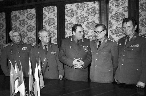 Начинали с главного. К 30-летию самоликвидации Варшавского договора