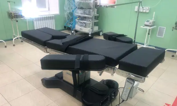 В Надымской больнице на новом хирургическом столе сделали более 200 операций