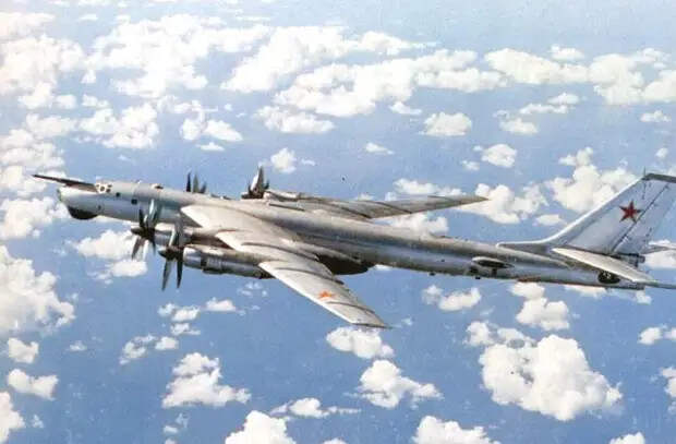 tu95rc-2.jpg
