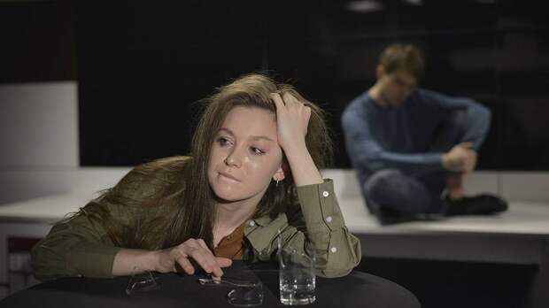 Психолог Никас дала советы, как не впасть в предновогоднюю депрессию