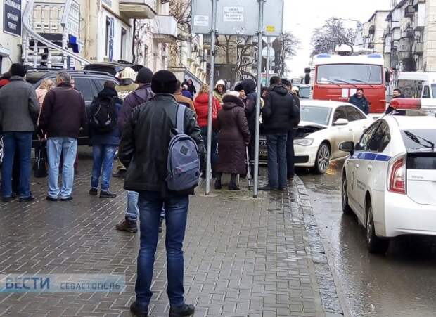 Севастополь что случилось сегодня последние новости. Севастополь Меньшикова сегодня происшествия. 19 Числа в Севастополе на Меньшикова ЧП. Что произошло в Севастополе сегодня.