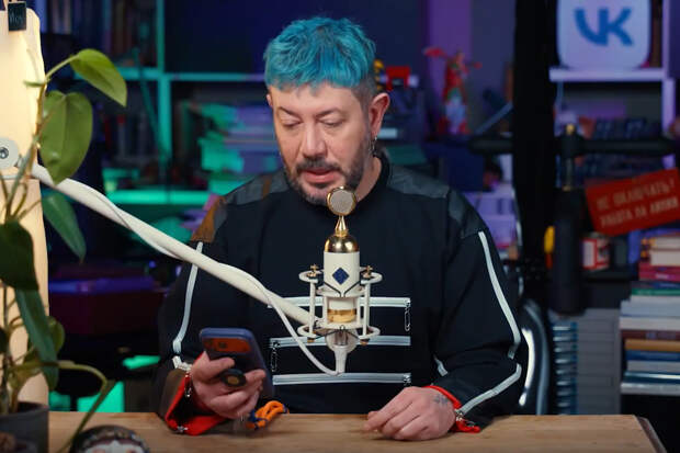 Артемий Лебедев дал совет переживающему из-за третьей мировой войны зрителю