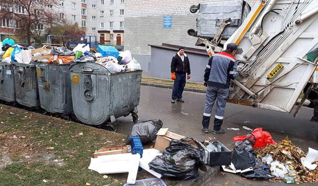 После ухода Мавлиева жители Нефтекамска пожаловались на горы мусора в городе