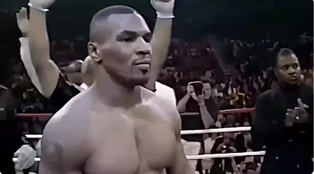 Майк Тайсон назвал топ-5 своих любимых действующих боксеров