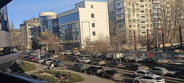 Парковка вокруг Донецк Сити по Таманскому https://t.me/webmoney_dn/314912