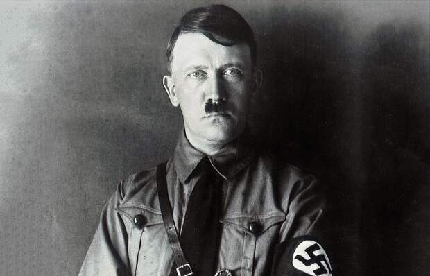 Адольф Гитлер
