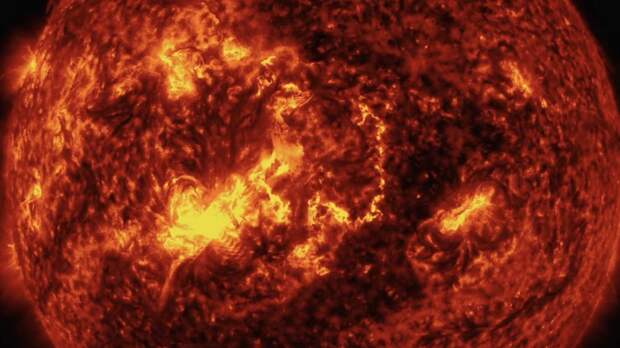 На Солнце произошла еще одна мощная вспышка