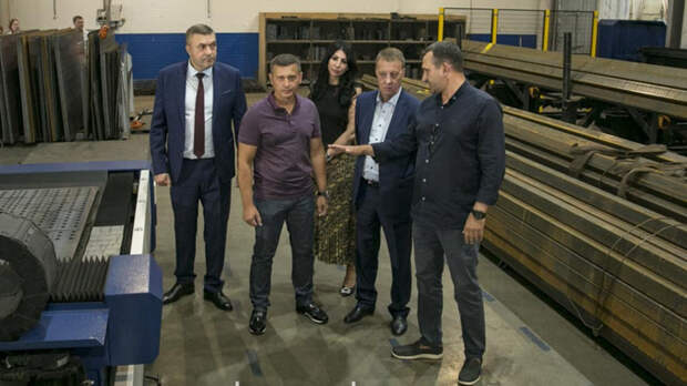 Главе Барнаула показали работу предприятия, ставшего победителем национальной премии