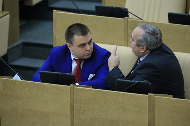 Ни стыда, ни совести в гонке за депутатское кресло