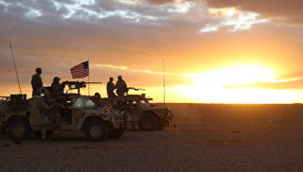 Американские военнослужащие в районе населенного пункта Эт-Танф, Сирия