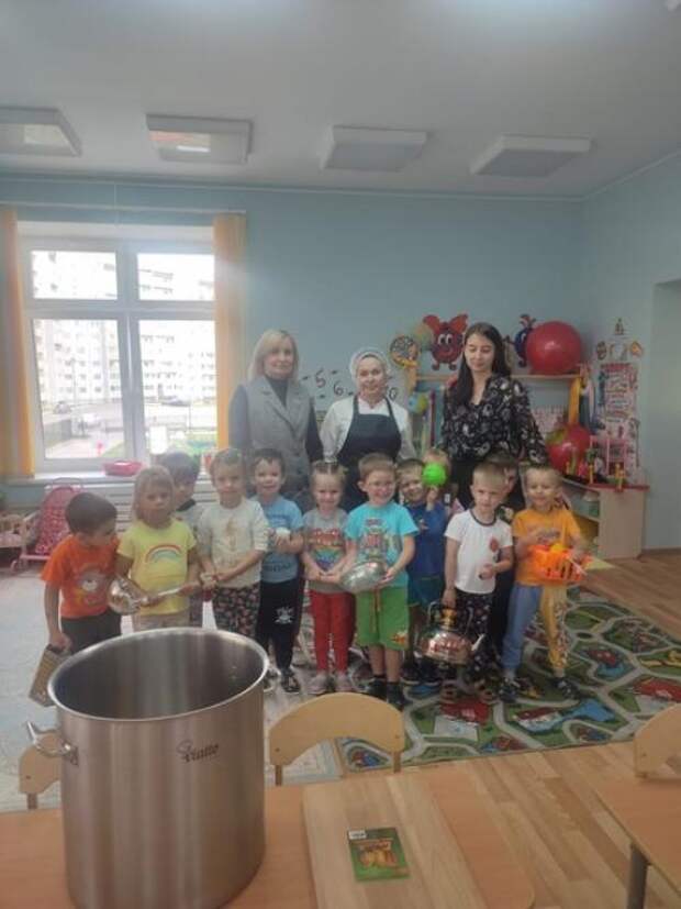В средней группе Незабудки прошло занятие о вкусной и здоровой пище. В средней группе Незабудки прошло занятие о вкусной и здоровой пище.