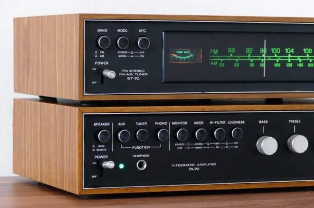 В эфире радиостанции «Судного дня» прозвучали два закодированных сообщения