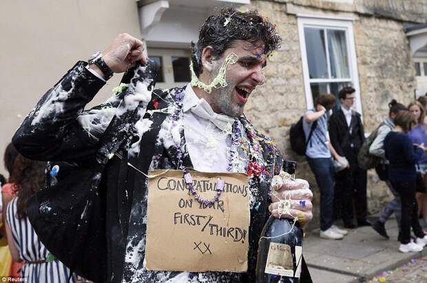 Картинки по запросу oxford university students