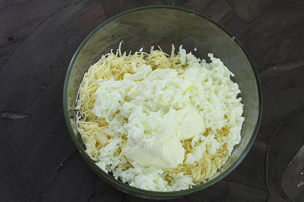 Сырная закуска «Елочные игрушки» — быстро, нарядно и вкусно