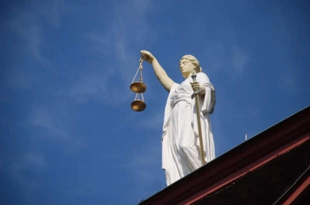 Защита курьера, забравшей деньги у Долиной, обжаловала приговор