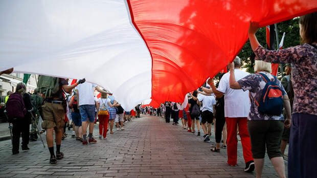 Onet: в Польше разворовали миллионы, выделенные на антироссийскую кампанию