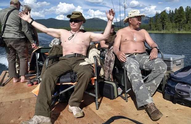 Еще одна фотография, которая разбудила фантазию людей Трамп, навальный, прикол, путин, рыбалка, фотожаба, шойгу, юмор