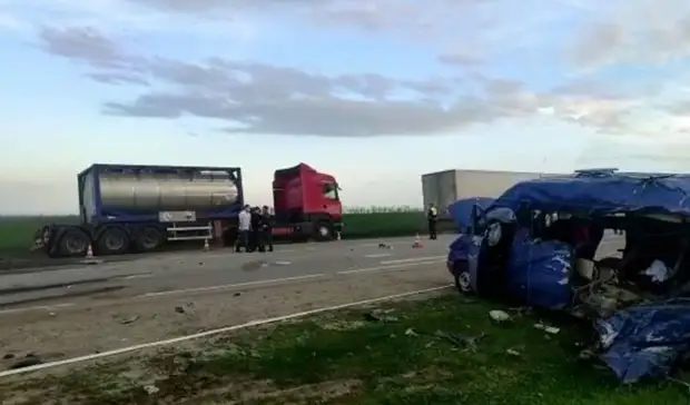 Виновные пока не наказаны: год назад в ДТП разбилась детская команда из Волгограда