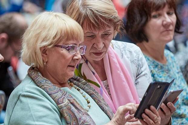 Какая льгота вводится для пенсионеров, получающих пенсию на карту