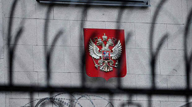 ПРОНЬКО: ИЗМЕНА В КАБИНЕТАХ ВЛАСТИ УНИЧТОЖАЕТ РОССИЮ