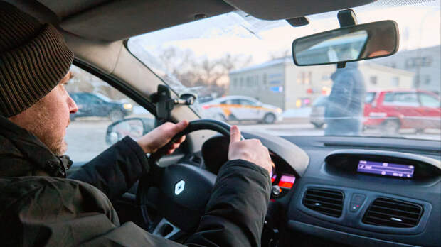 Больше практики и «дистанционка»: как изменятся правила обучения на права