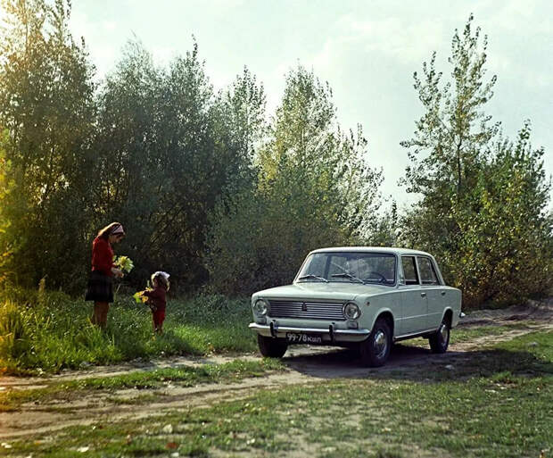 Автомобиль ВАЗ-2101 Автомобиль ВАЗ-2101 - РИА Новости, 1920, 04.09.2020
