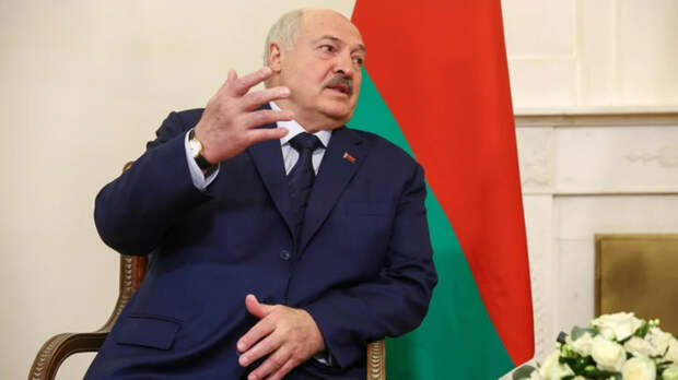 Лукашенко заявил, что в Белоруссии нет "так называемых политзаключенных"