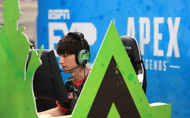Россиян отстранили от киберспортивных турниров по Apex Legends и FIFA 22