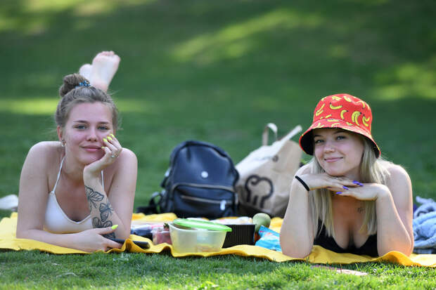 Депутат Панеш: в 2026 году россиян ждут майские праздники из двух частей