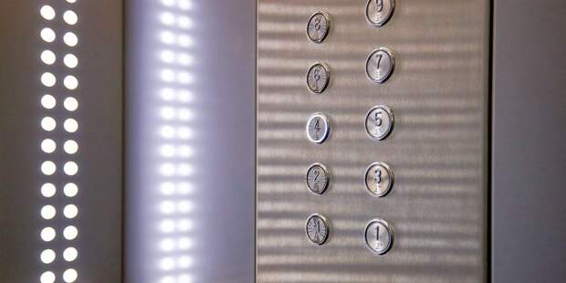 В Старокоптевском переулке лифт катал пассажиров с ветерком