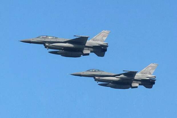 Минобороны: Киев за год от действий ВС России потерял 19 истребителей