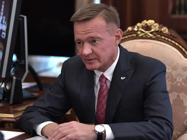 Курский губернатор Старовойт назвал "диверсией" обрушение железнодорожного моста