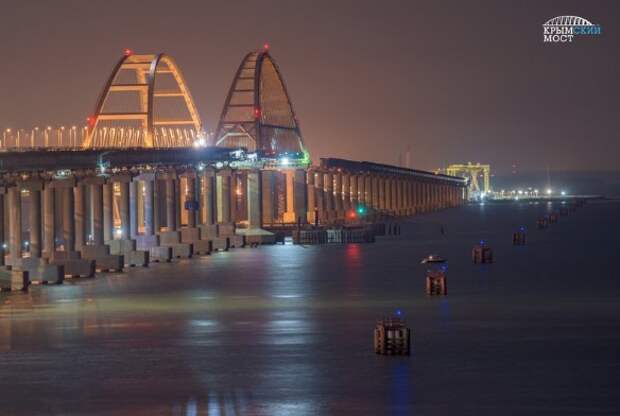 Продолжается возведение железнодорожной части Крымского моста. Фото: most.life/multimedia