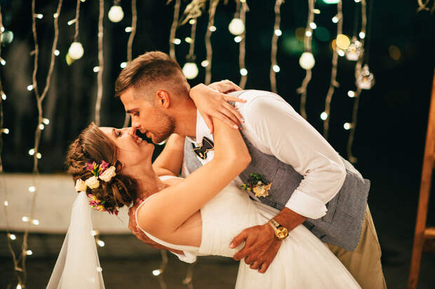 На месте приземления Гагарина в Саратовской области будут регистрировать браки