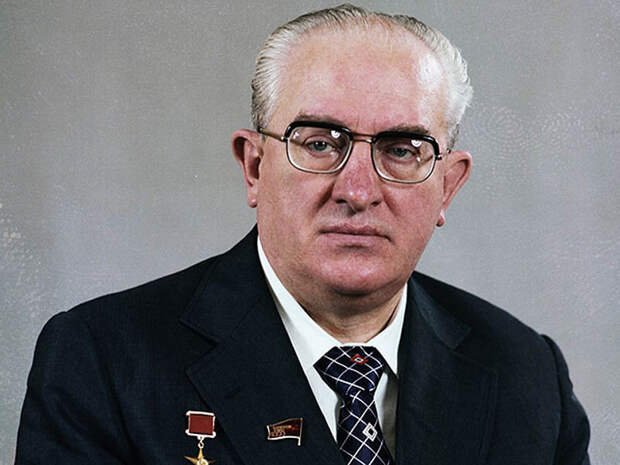 Юрий Владимирович Андропов