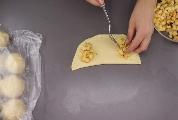 Готовлю отрывной пирог «Яблочные рожки»: мягкий, воздушный, легко разбирается на порции (вкусно и просто-просто)