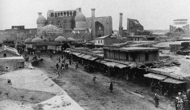 Древний город. Из альбома «Исторические памятники Самарканда». Фотограф Г.А. Панкратьева, 1890 г.