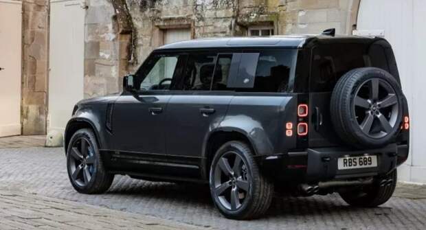 У Land Rover Defender V8 появится хардкорная заводская спецверсия