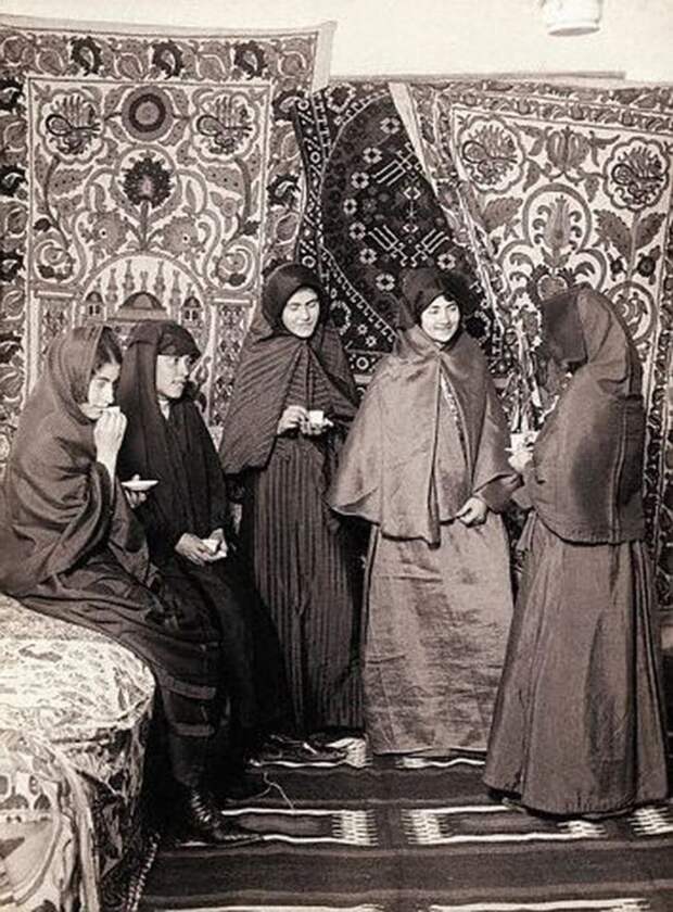 Женщины в гареме, 1912 Женщины в гареме, 1912 гарем, женщины, красота, османская империя, правда, турция
