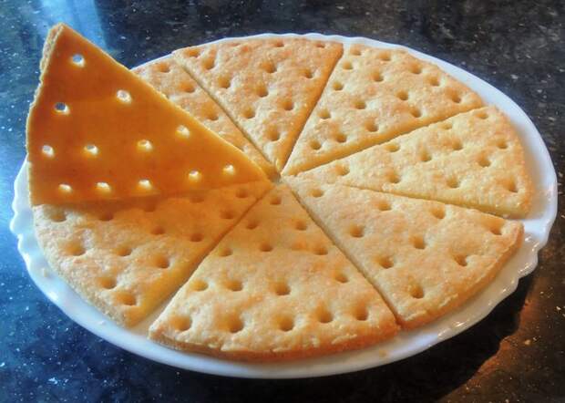 Неожиданно полезно: крекеры. Неожиданно полезно: крекеры.