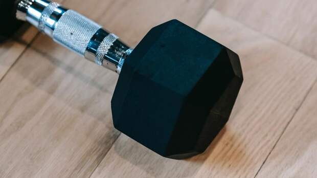 Жителя Ленобласти задержали по подозрению в убийстве супруги гантелей в Финляндии