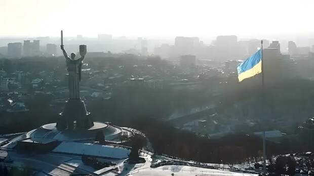 Военкор: исход населения из Киева в интересах России