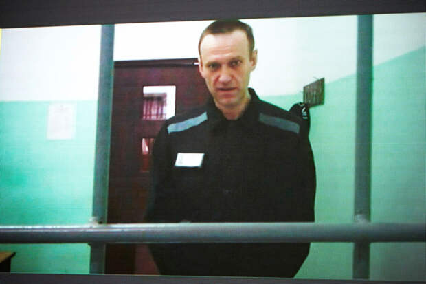 Дело против адвокатов Навального поступило в суд около колонии, где он сидел