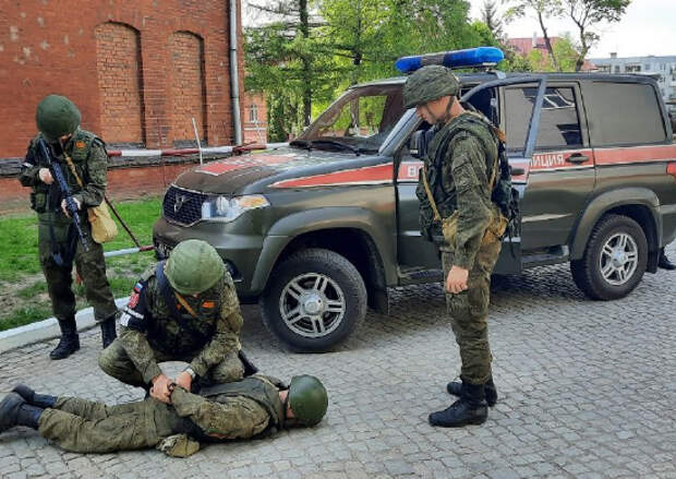 В Калининградской области с подразделениями военной полиции Балтийского флота проведена тренировка по антитеррору