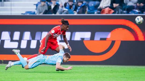 Защитник «Спартака» Ву: «Против Соболева играть непросто, но здорово»